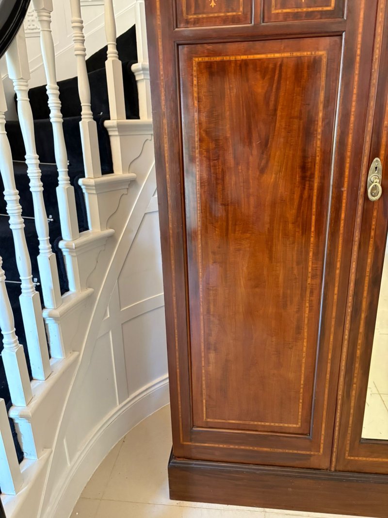 Large Antique Victorian Quality Inlaid Figured Mahogany 3 Door Wardrobe - Image 8